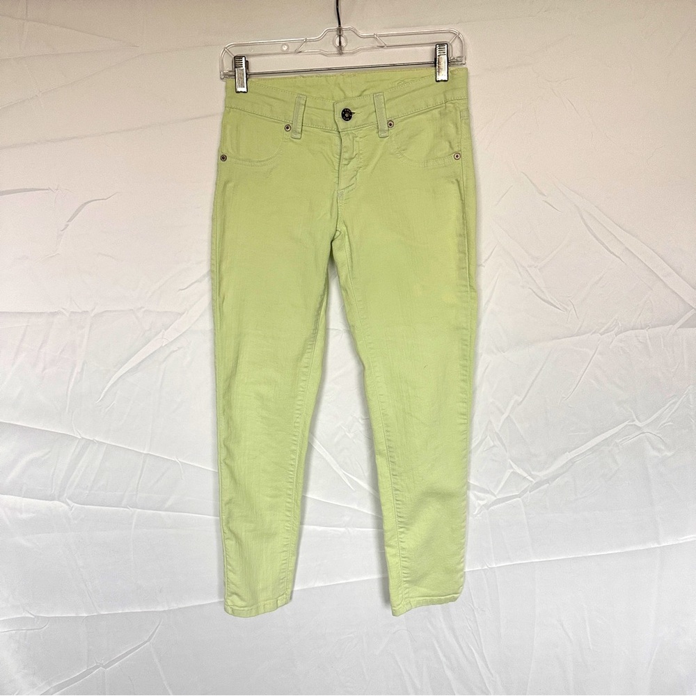 Carmar lime green capris, size 26